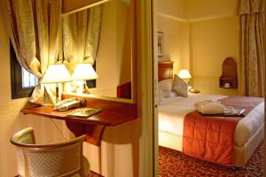 Holiday Inn