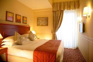 Holiday Inn