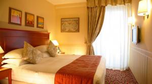 Holiday Inn